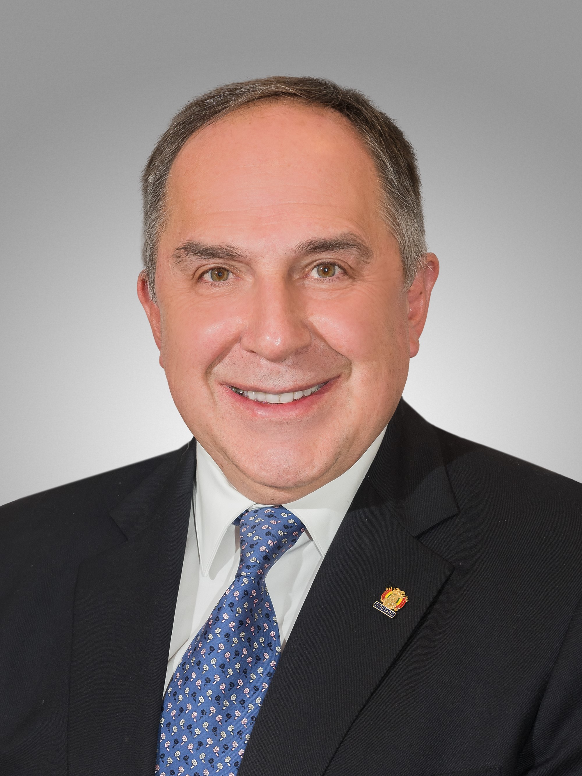 Fallece el diplomático y diputado Gustavo Aliaga: adiós a un servidor público ejemplar